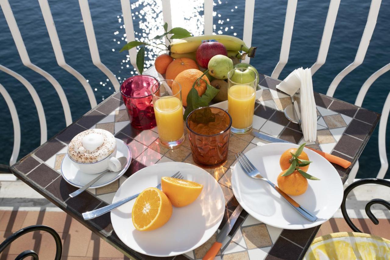 Donna Giulia Bed & Breakfast Amalfi Luaran gambar